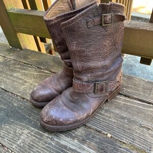 John Fluevog USA size 8 distressed Engineer Moto Angel Buckle leather boots